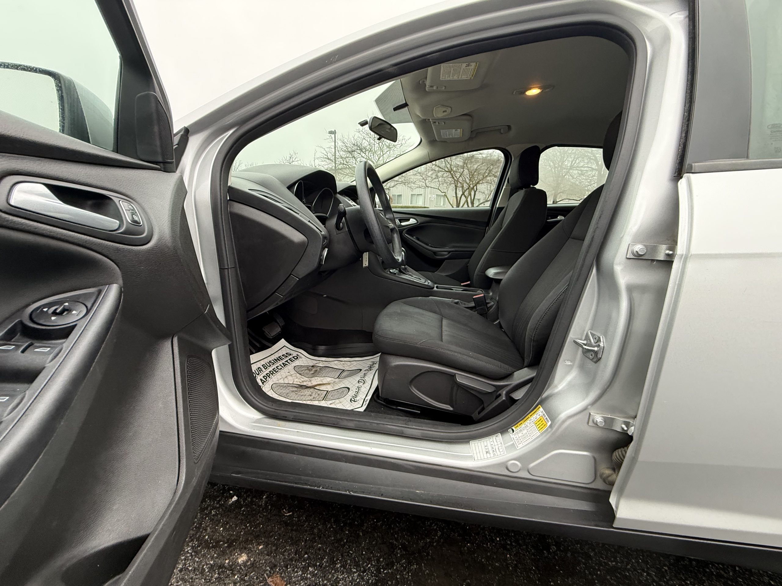 2016 Ford Focus SE - Photo 7
