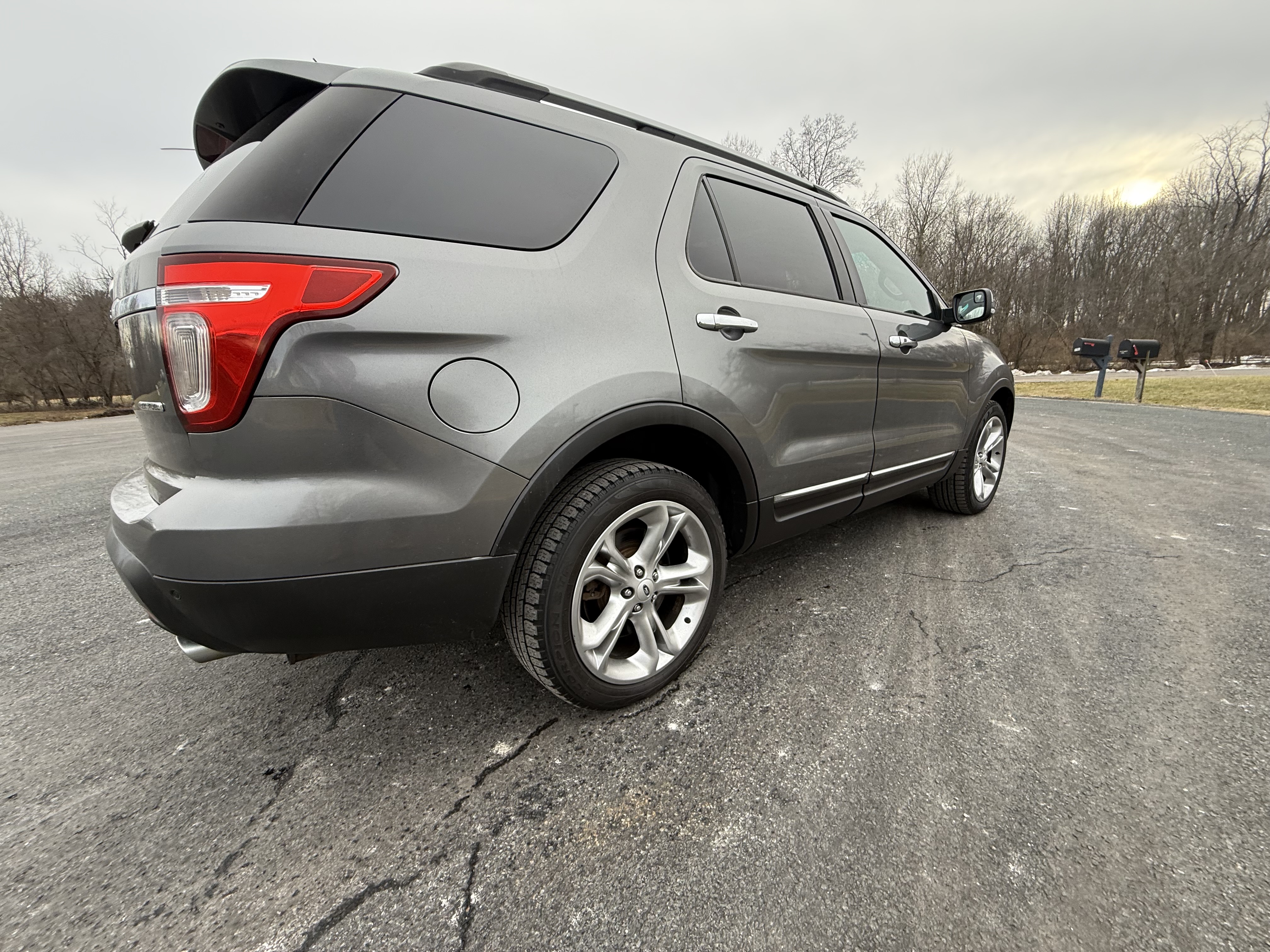 2014 Ford Explorer Limited - Photo 16